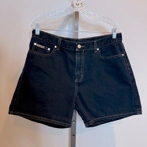 Calvin Klein Jeans women’s dark wash denim shorts size 14
